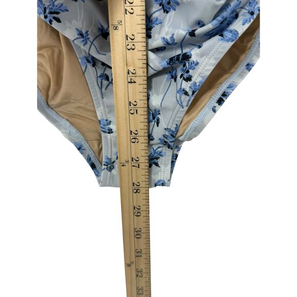 NWT A Pea in the Pod Ruffled Maternity Floral Swimsuit Light Blue Size XS - Picture 3 of 8